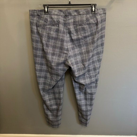Banana Republic Factory Ryan Straight Pant in Blue Plaid 20 - Picture 7 of 8